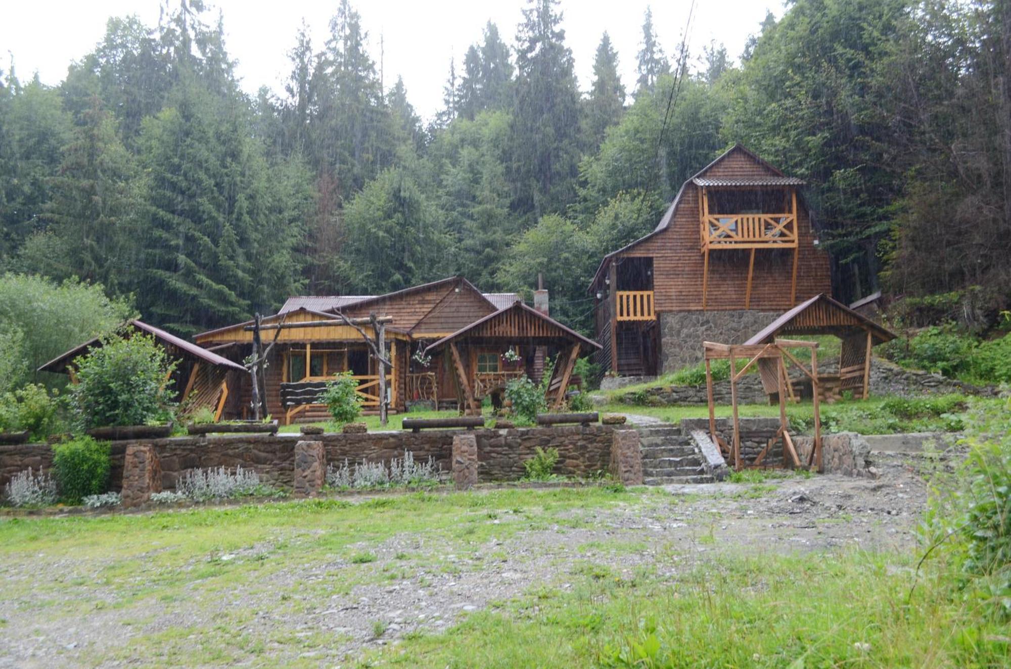 Zarinok Hotel Pilipets Bagian luar foto
